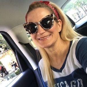 Meet your Posher, Genna